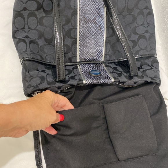 Coach Signature Python Handbag / Tote/ purse - Picture 15 of 15